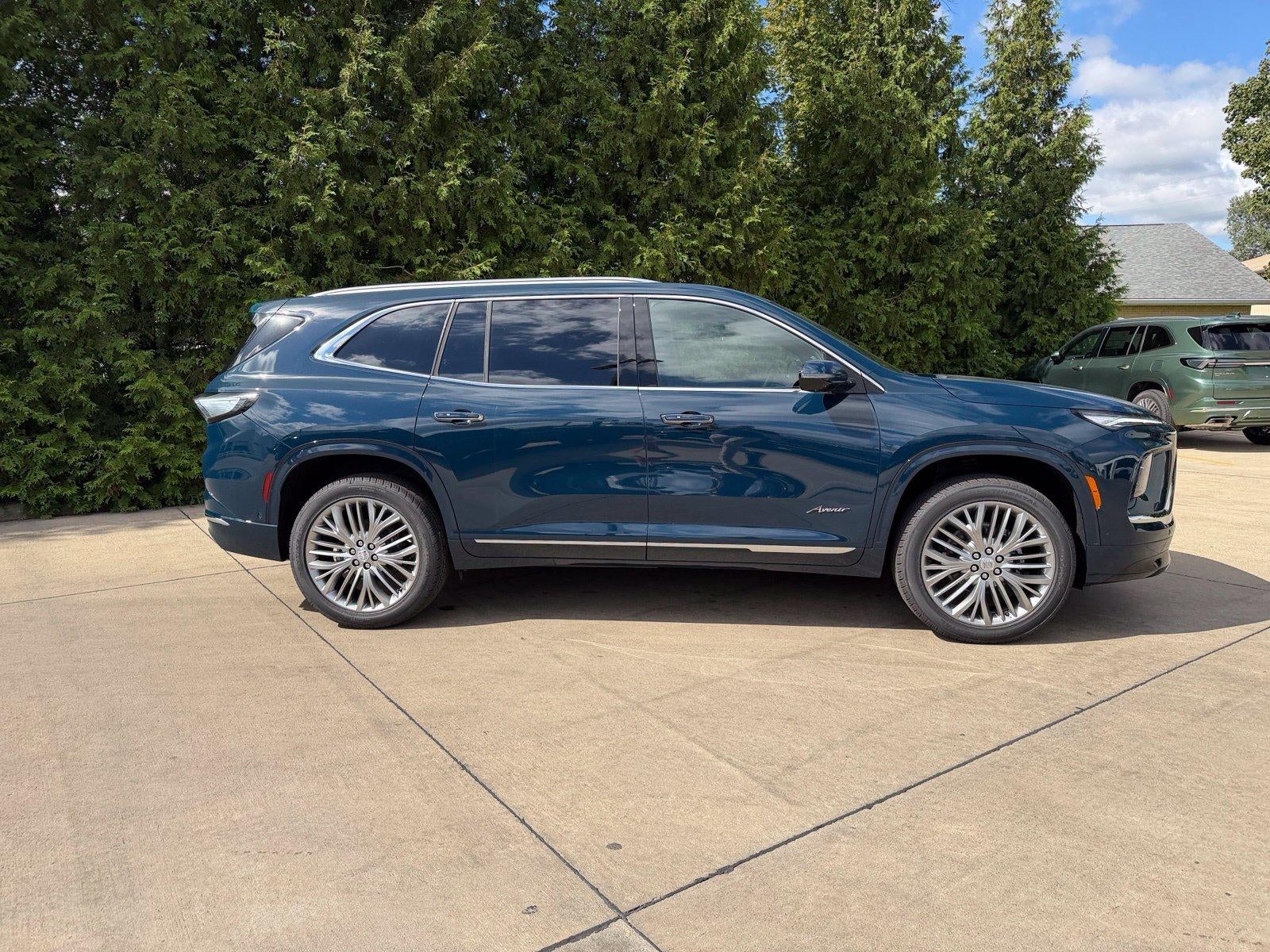 2027 Buick Enclave Avenir