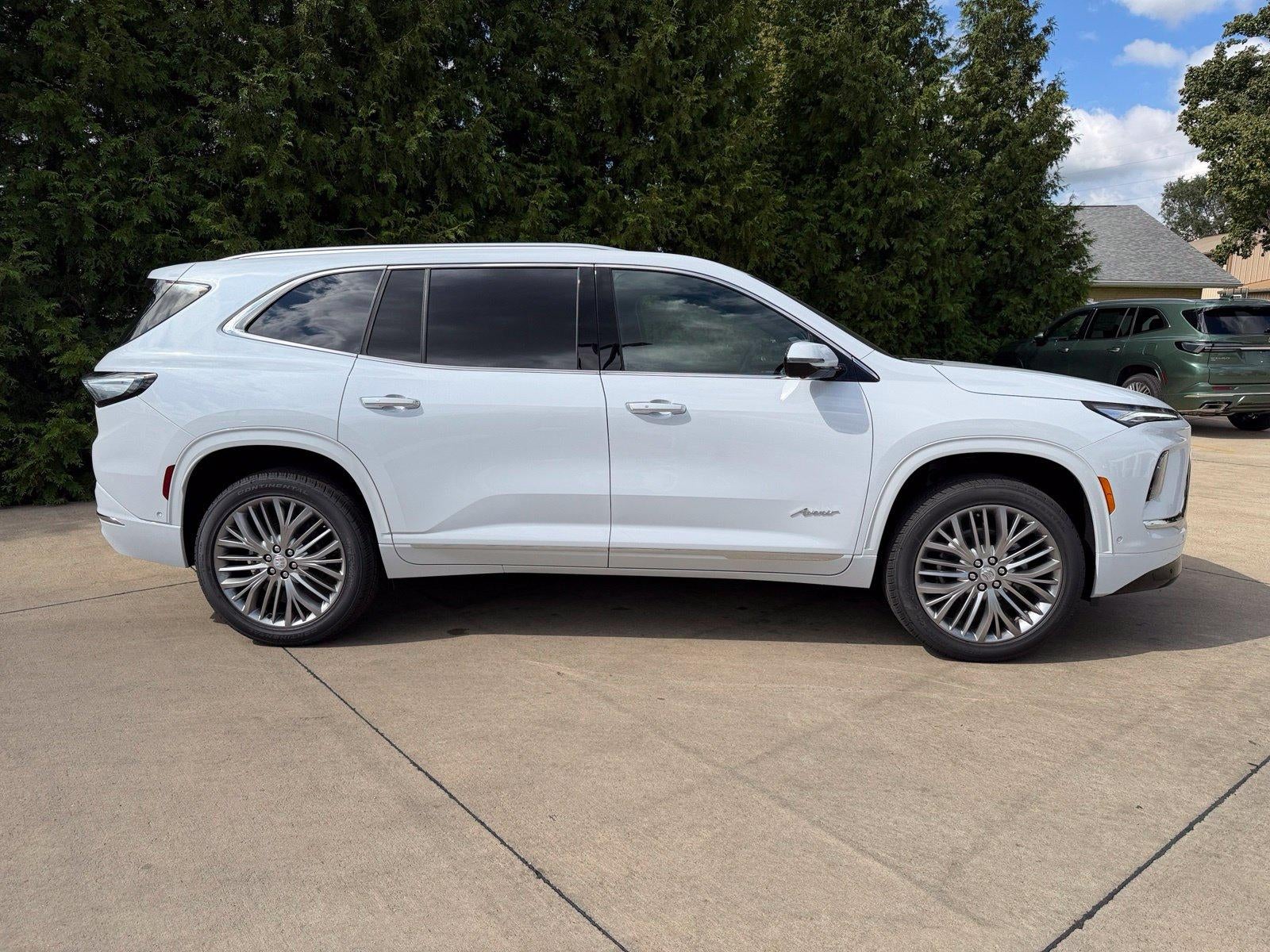 2027 Buick Enclave Avenir