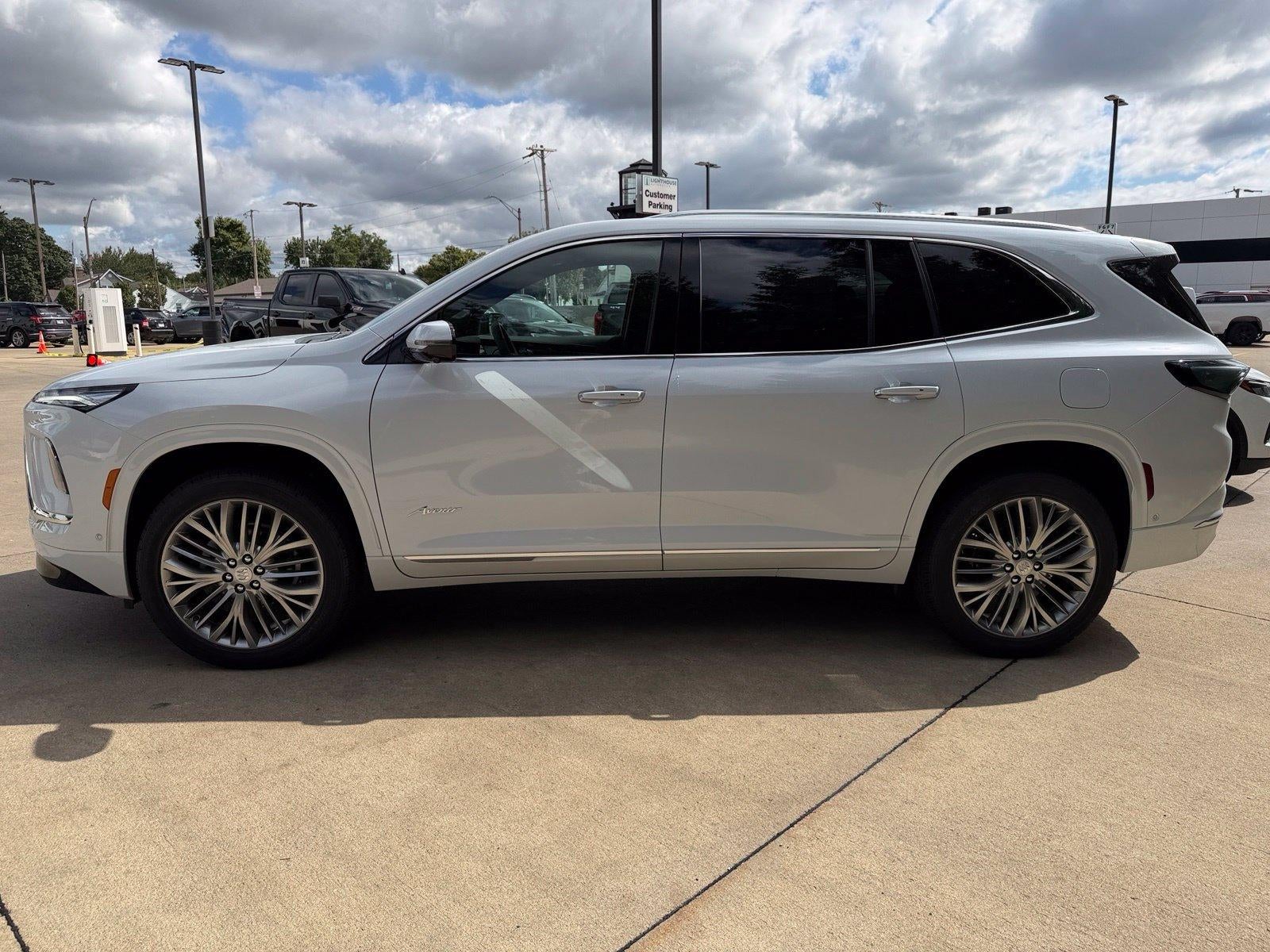 2027 Buick Enclave Avenir