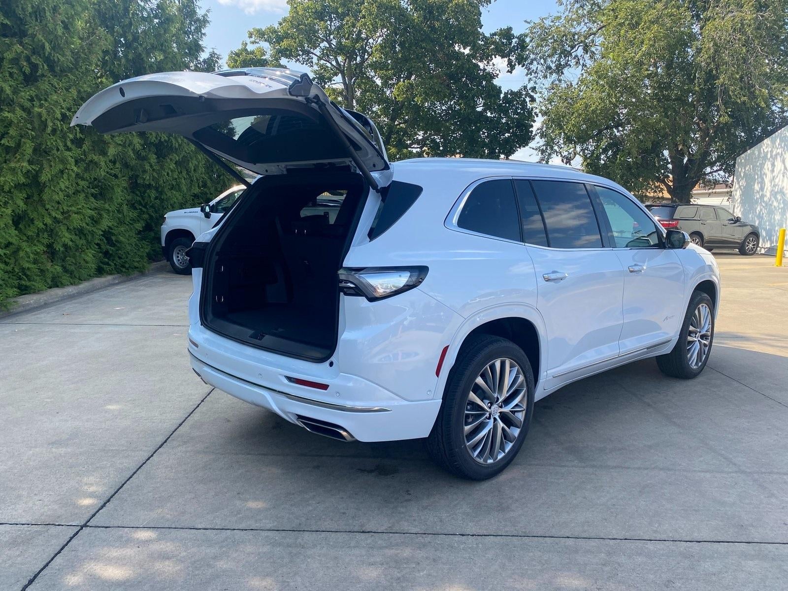 2026 Buick Enclave Avenir