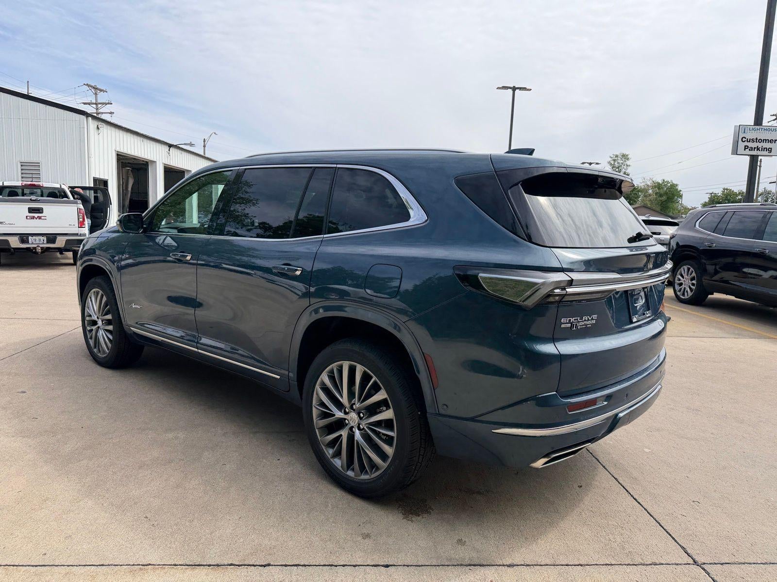 2026 Buick Enclave Avenir