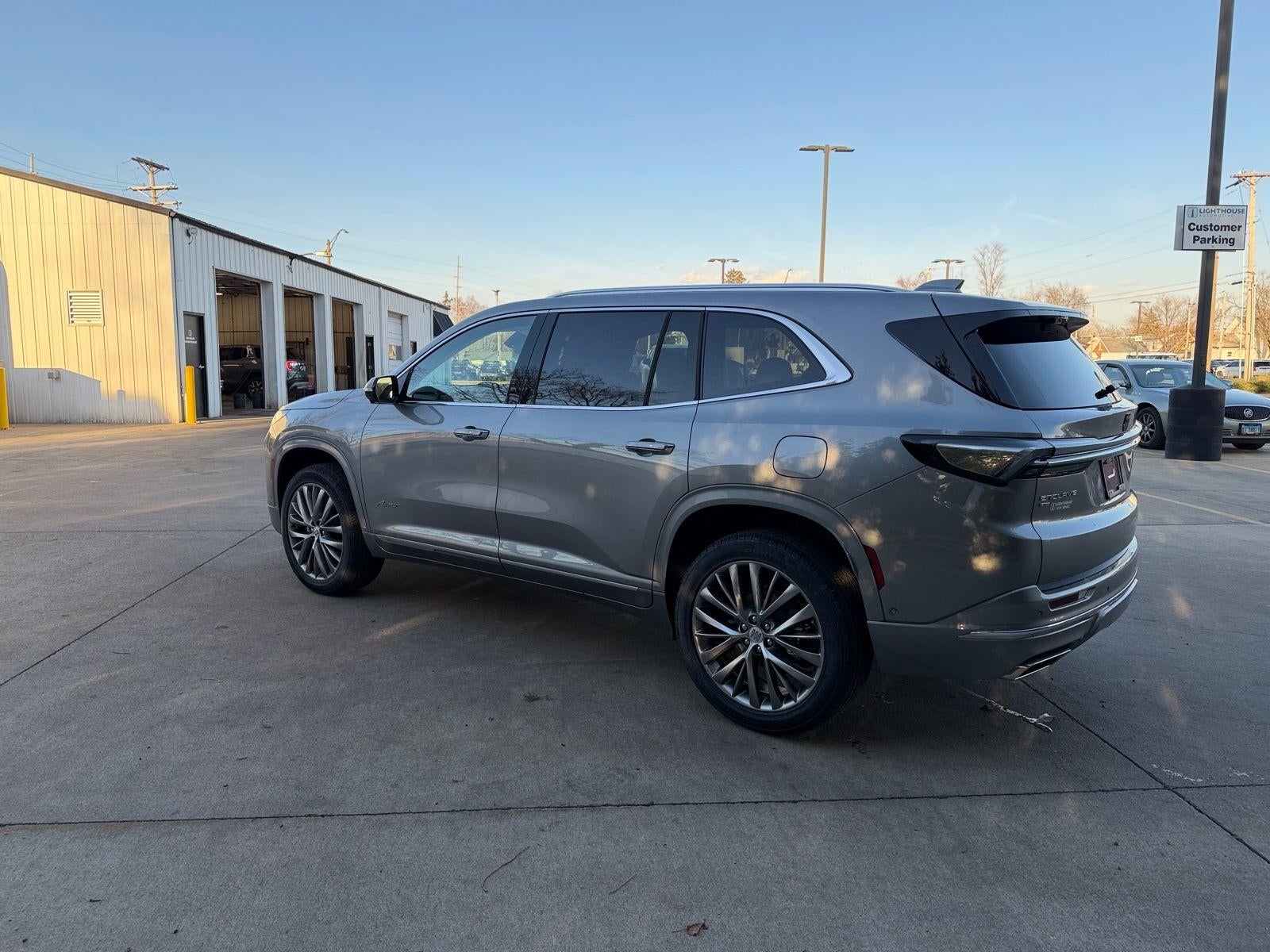 2026 Buick Enclave Avenir