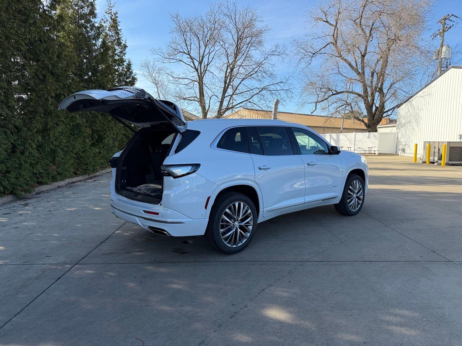 2026 Buick Enclave Avenir