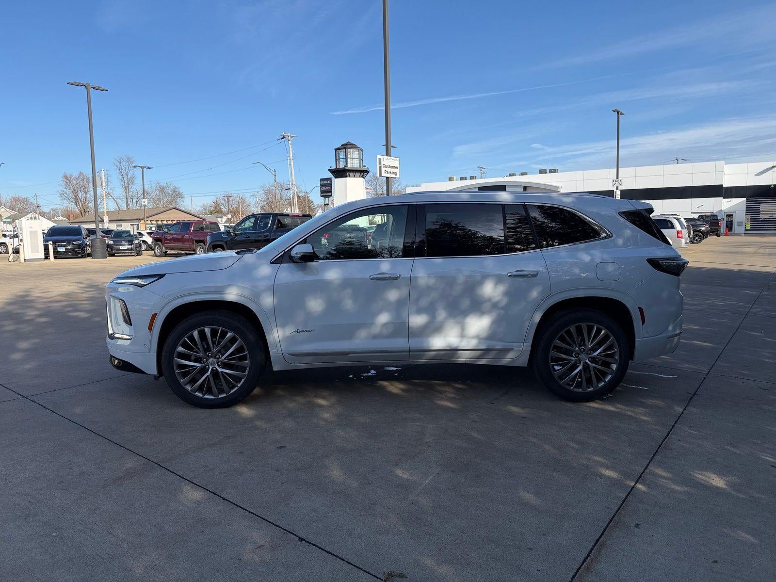 2026 Buick Enclave Avenir