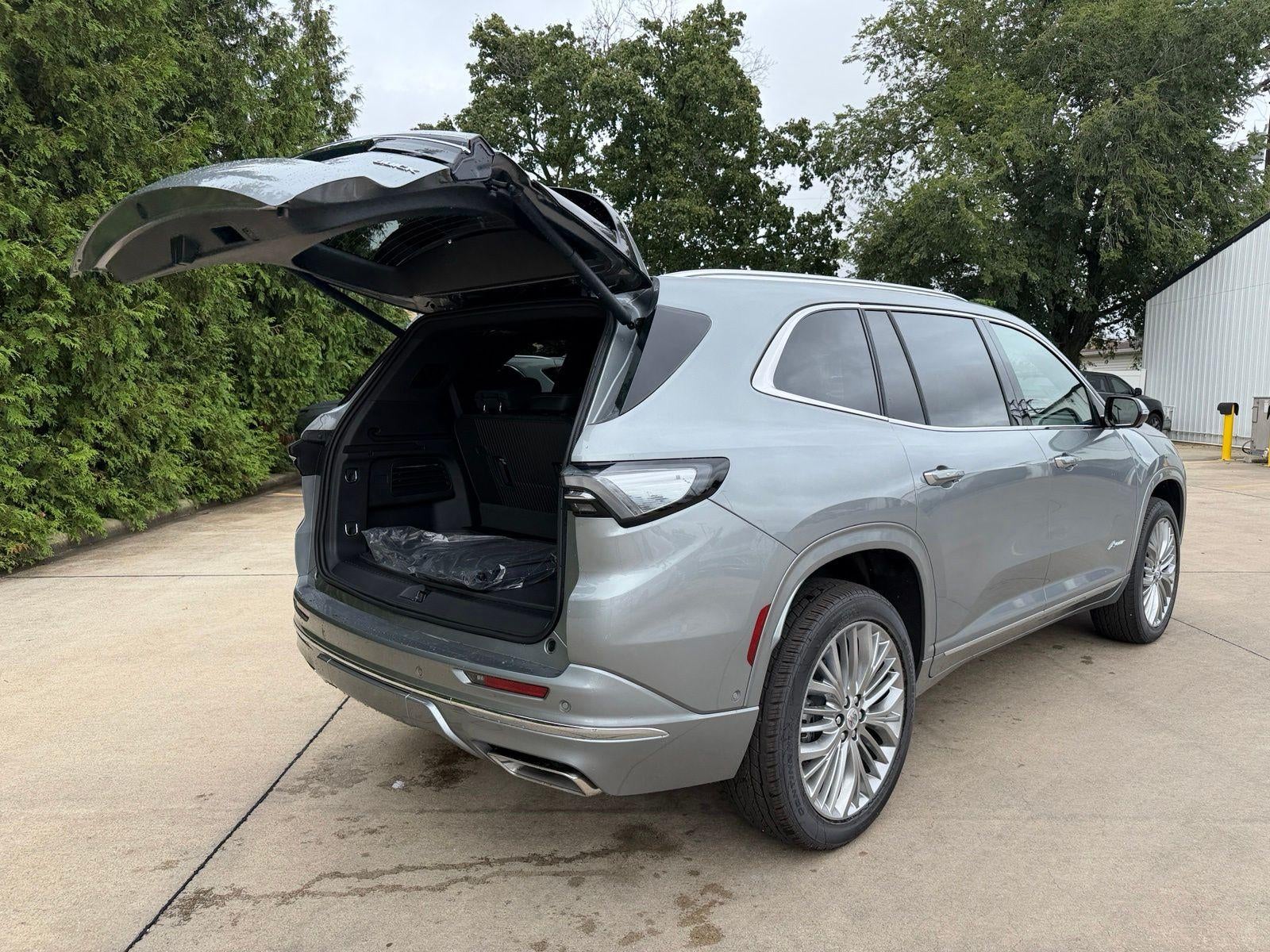 2027 Buick Enclave Avenir