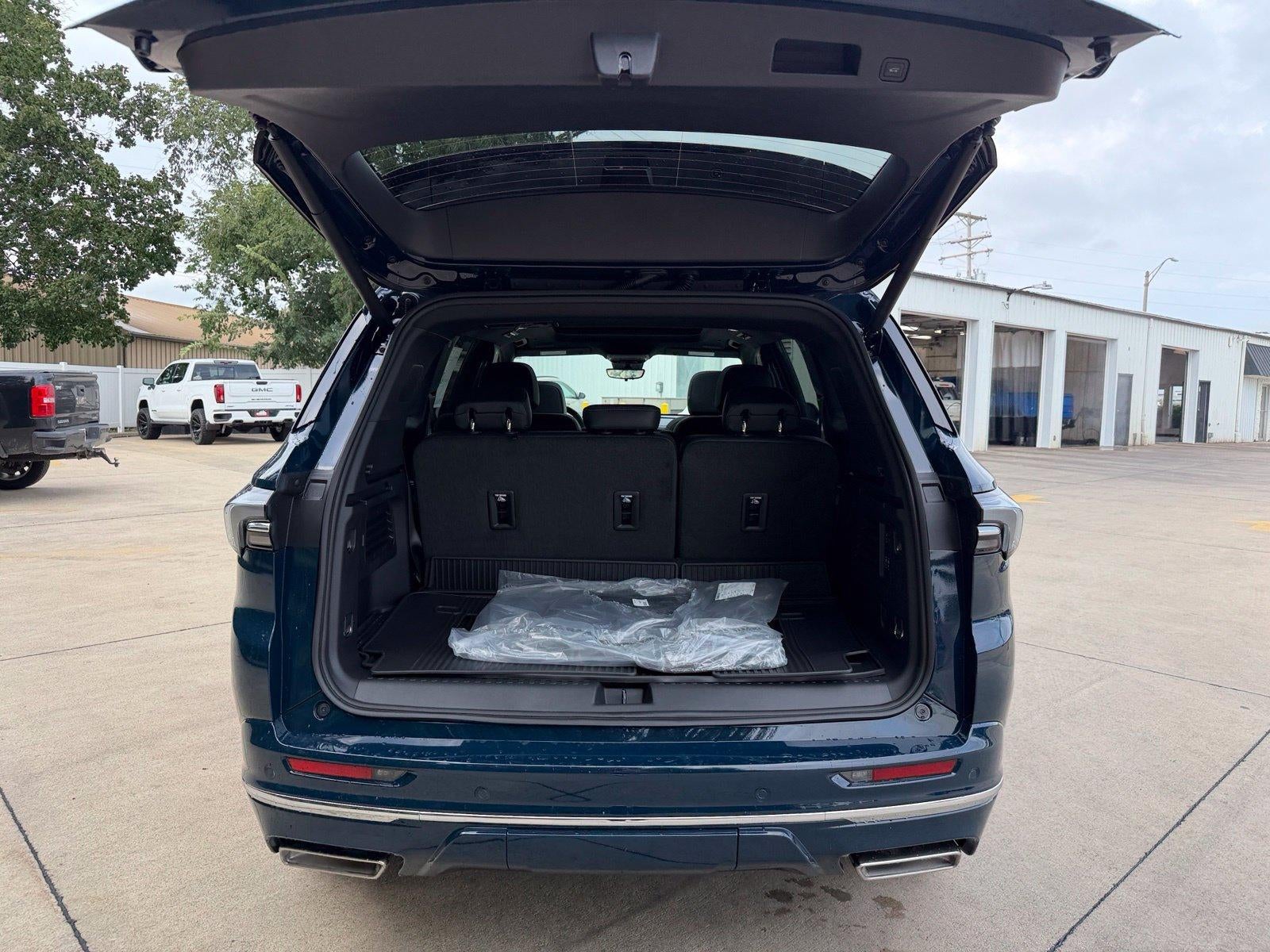 2027 Buick Enclave Avenir