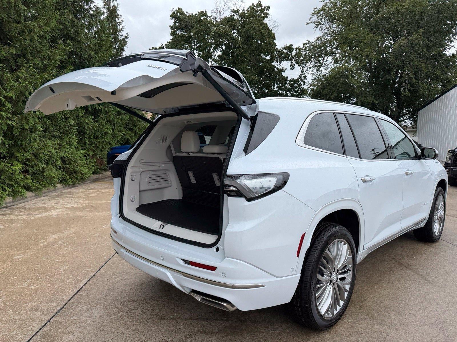 2027 Buick Enclave Avenir