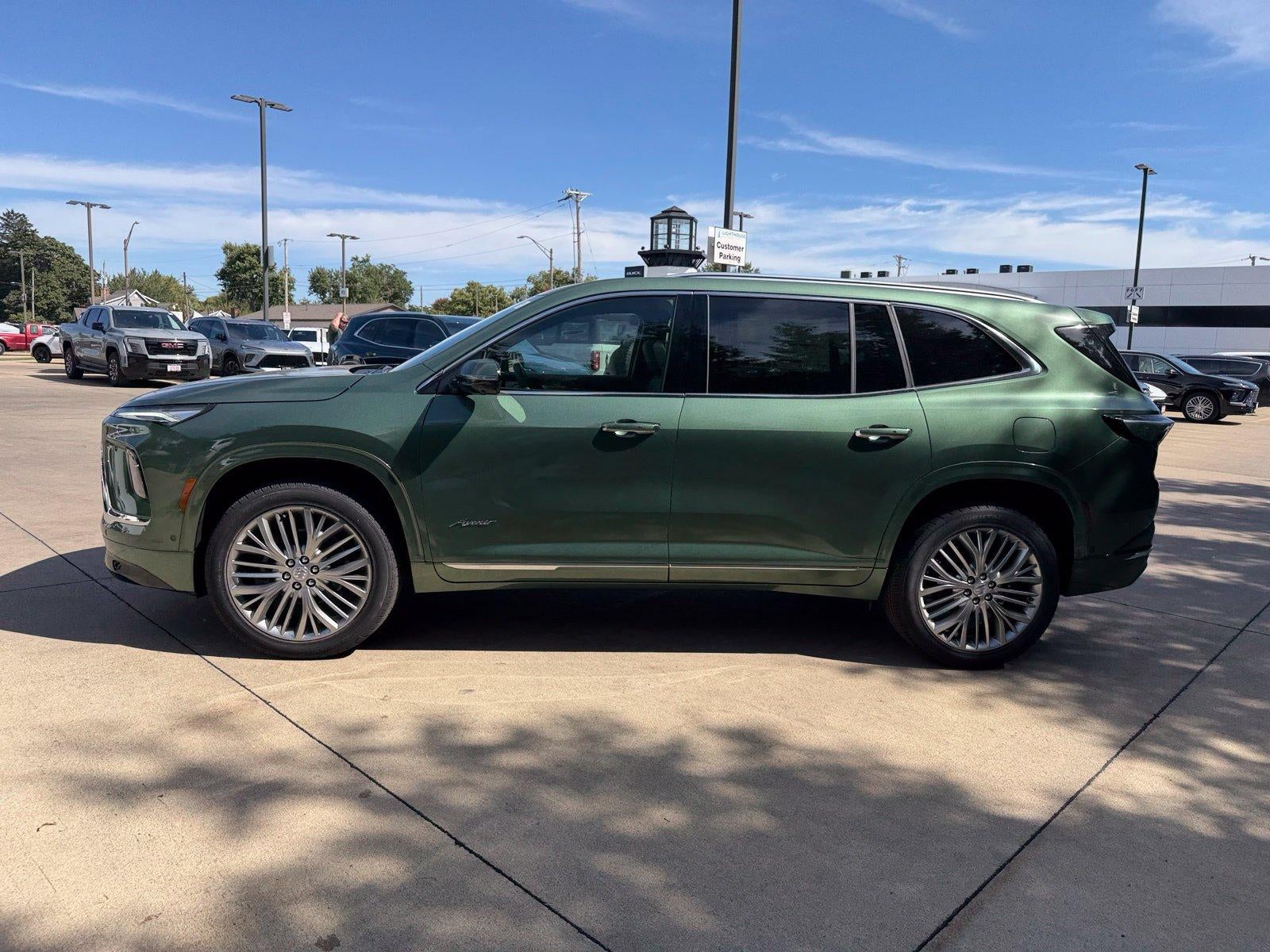 2027 Buick Enclave Avenir