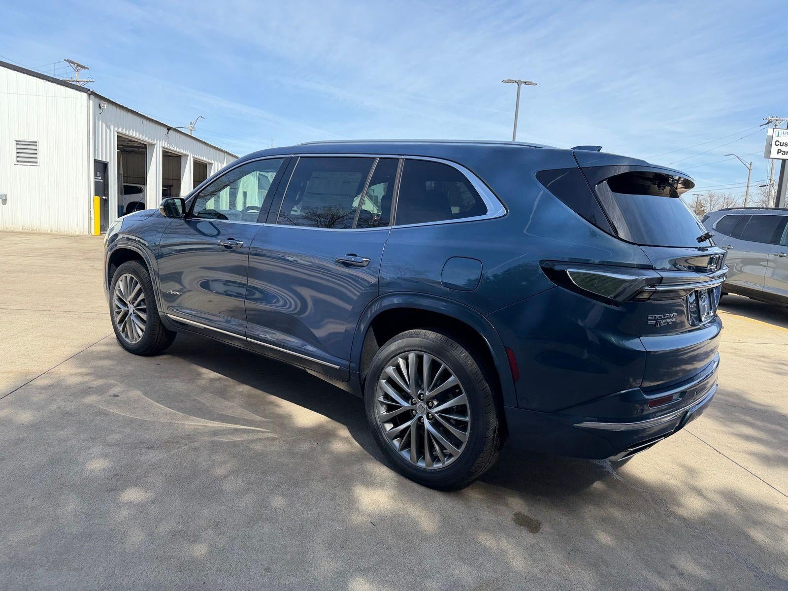2026 Buick Enclave Avenir