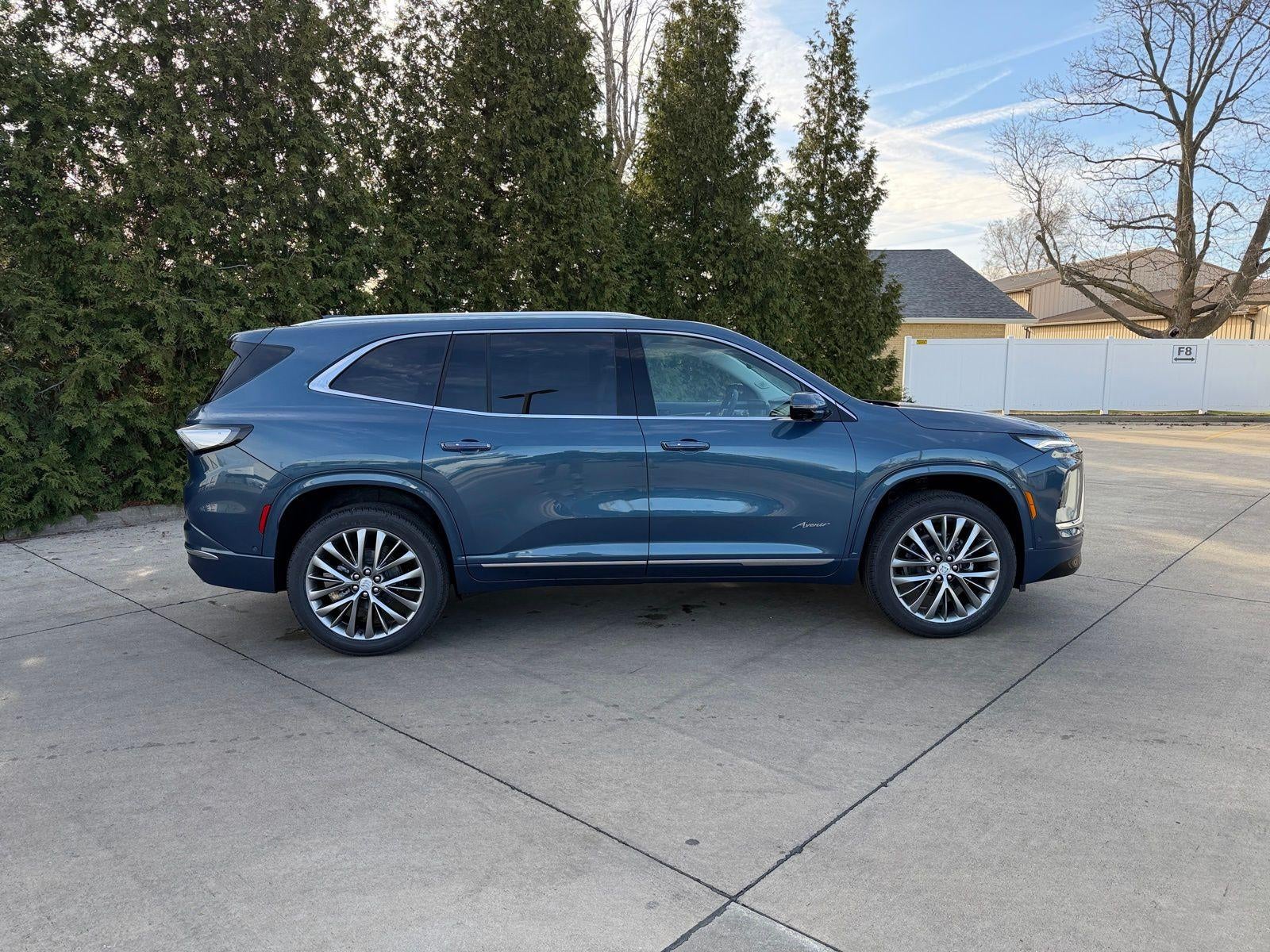 2026 Buick Enclave Avenir
