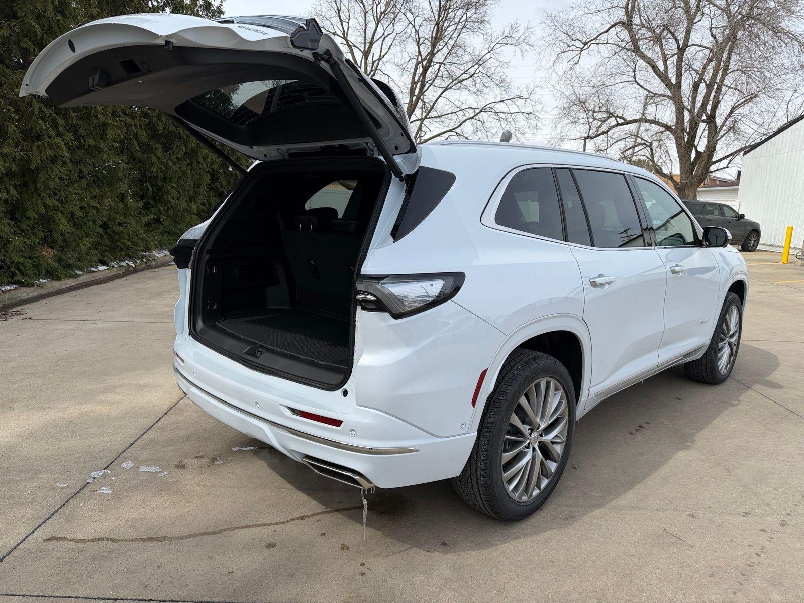 2026 Buick Enclave Avenir