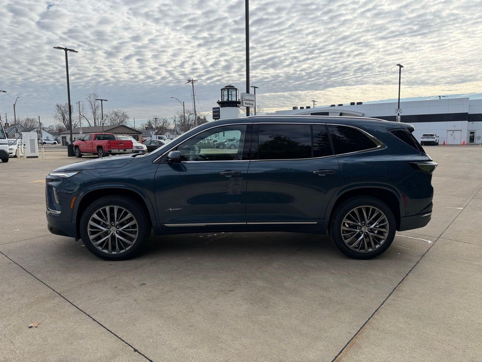 2026 Buick Enclave Avenir
