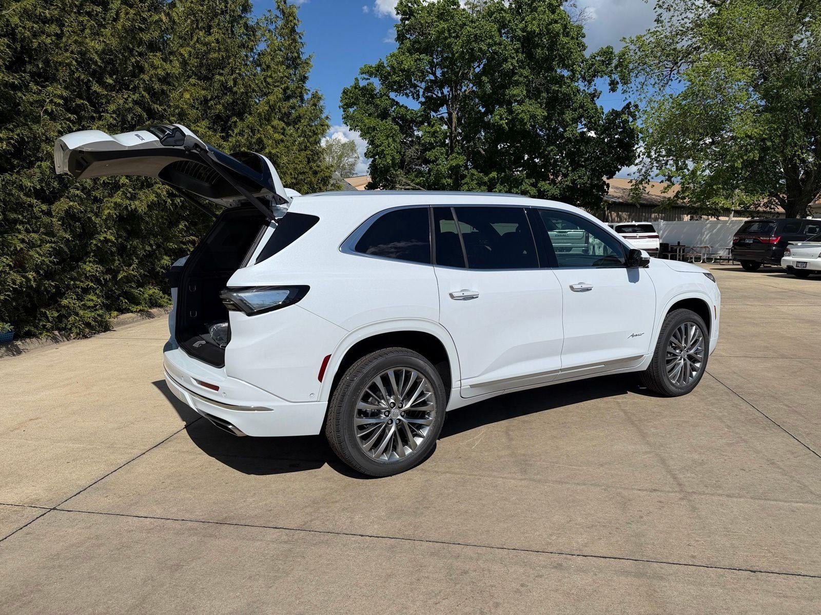 2026 Buick Enclave Avenir
