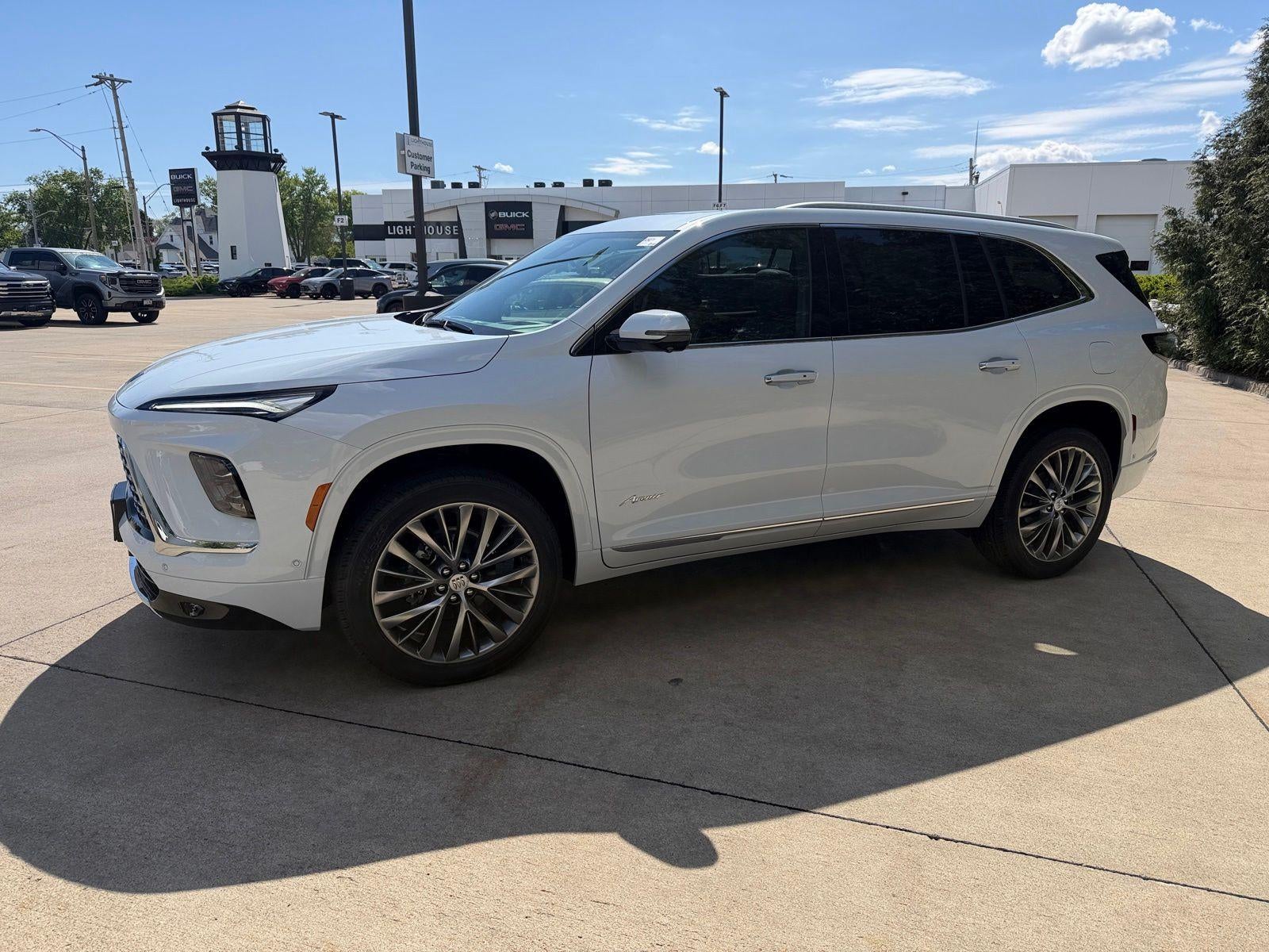 2026 Buick Enclave Avenir