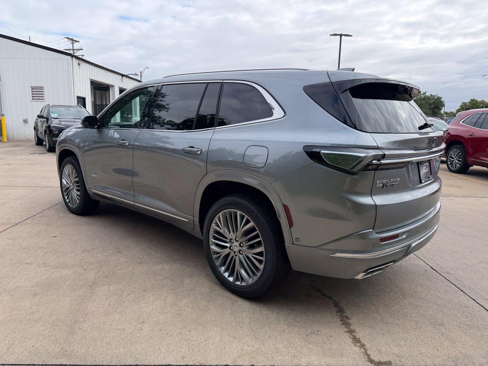 2027 Buick Enclave Avenir