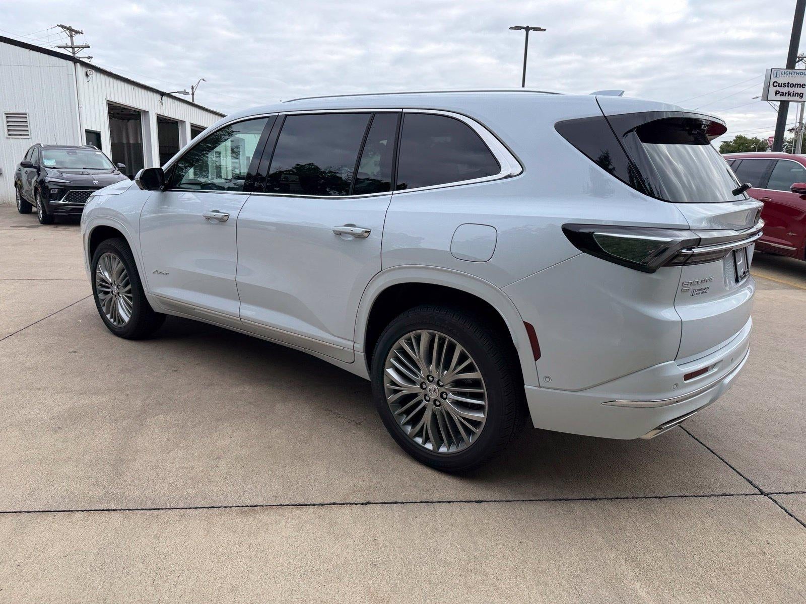 2027 Buick Enclave Avenir