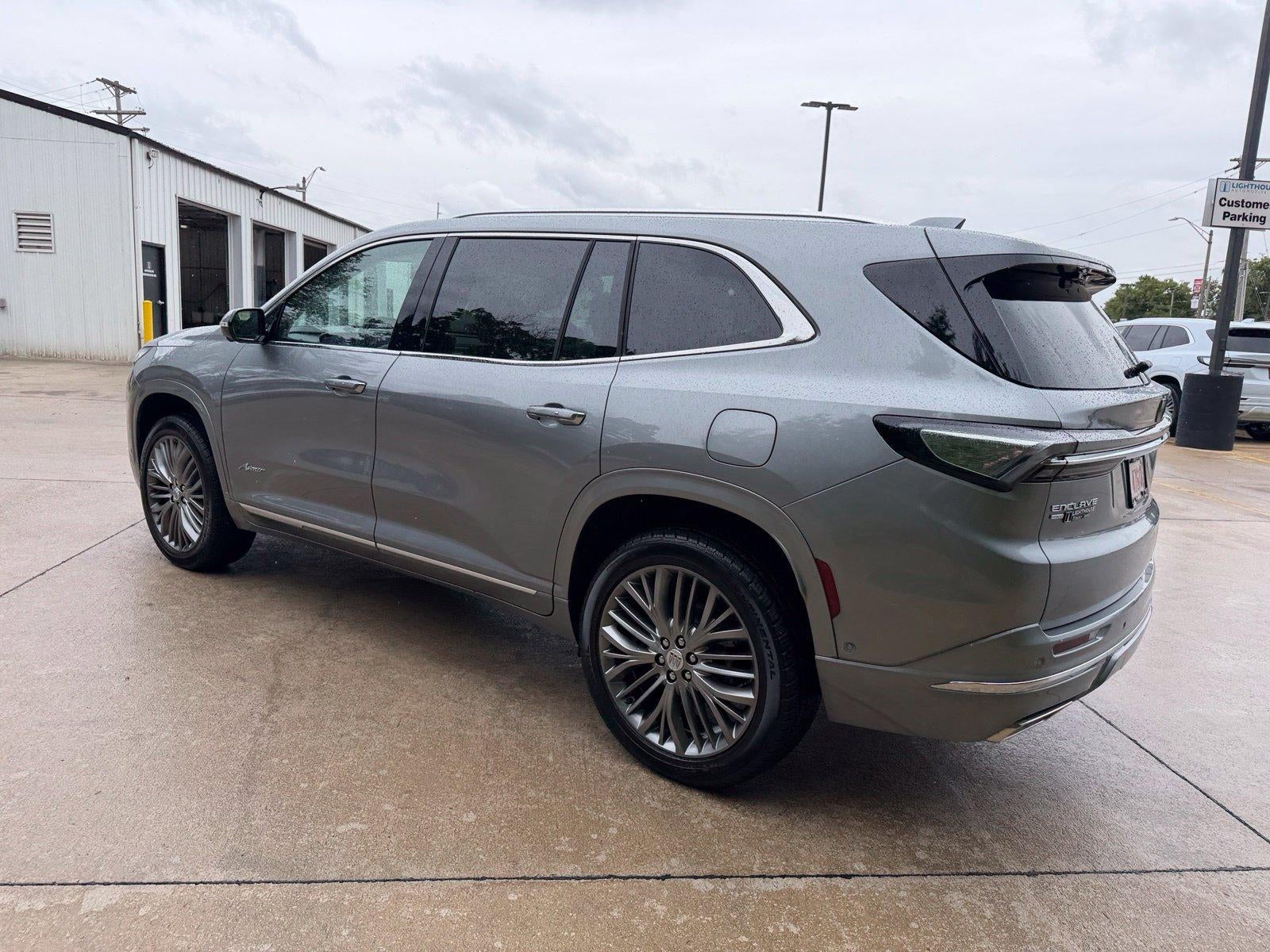 2027 Buick Enclave Avenir