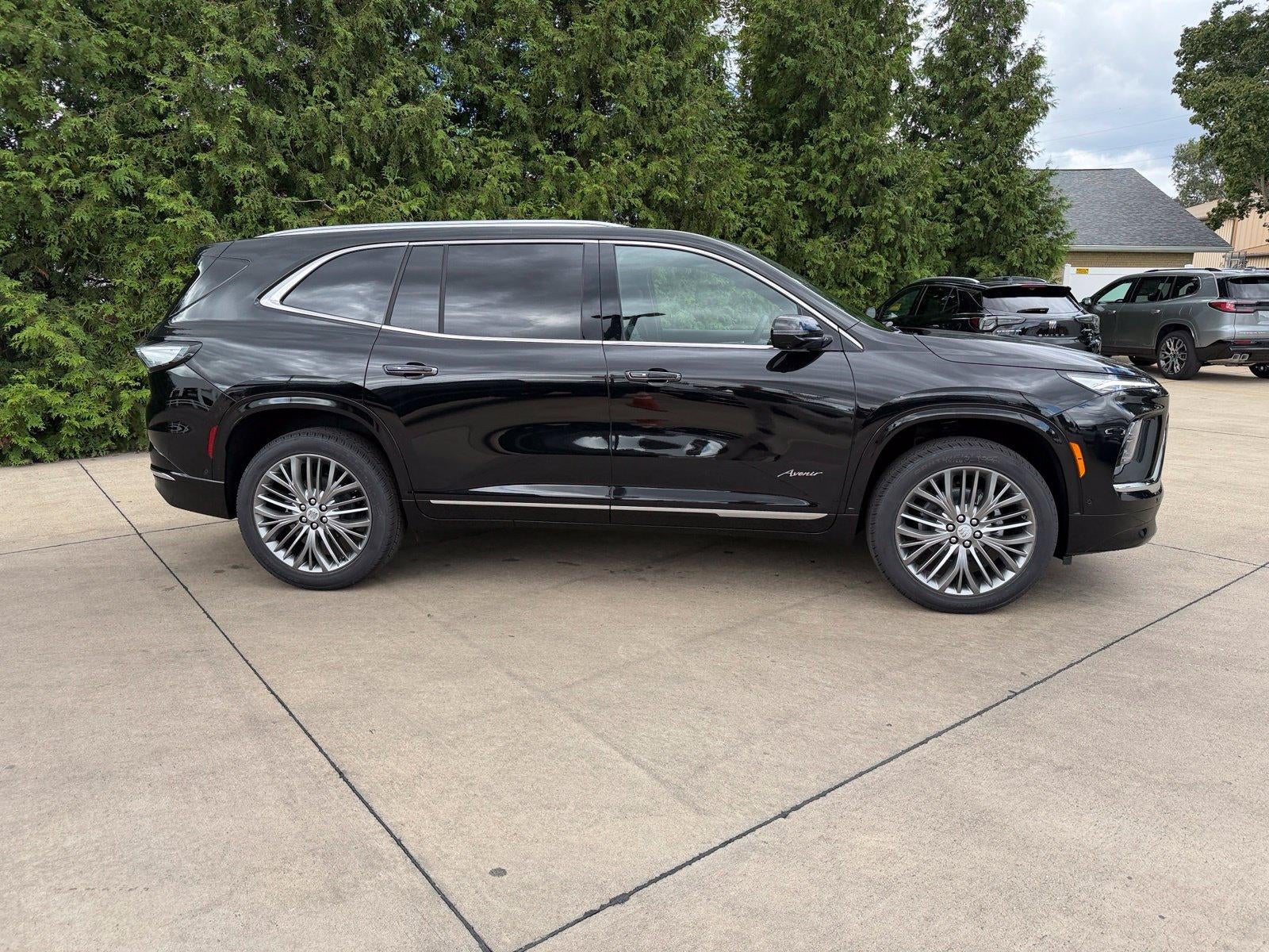 2027 Buick Enclave Avenir