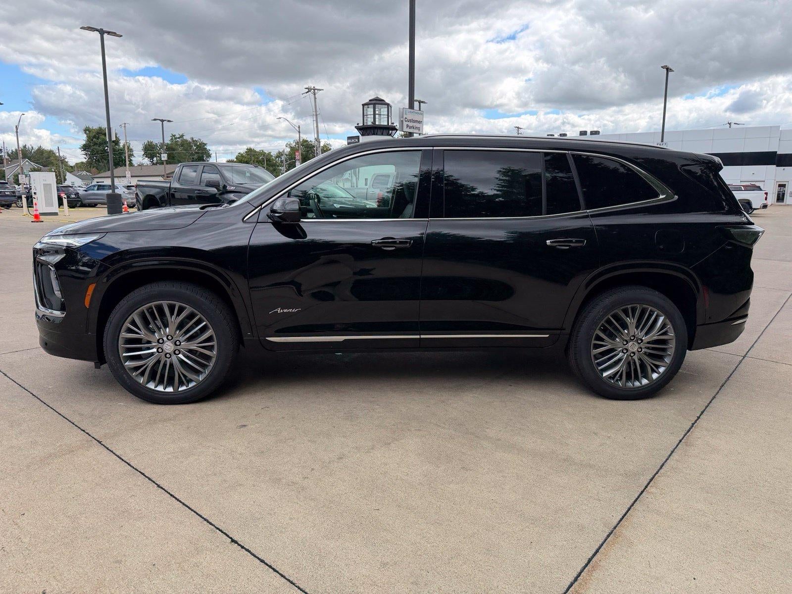 2027 Buick Enclave Avenir