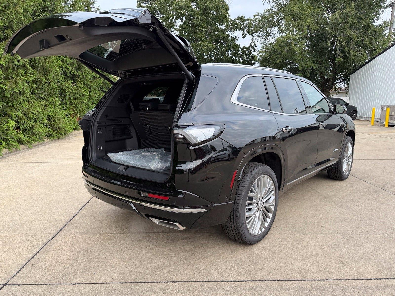 2027 Buick Enclave Avenir