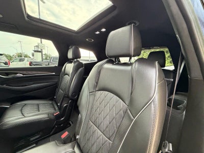 2024 Buick Enclave Avenir