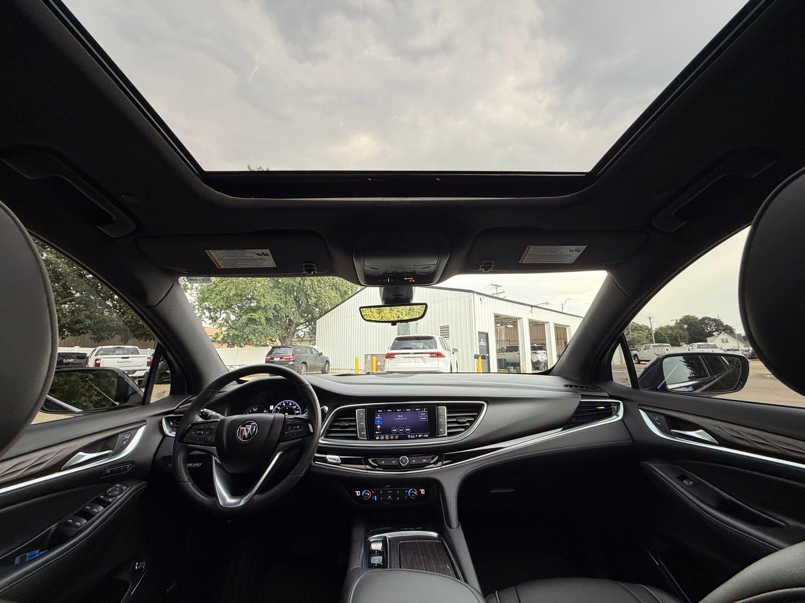 2024 Buick Enclave Avenir