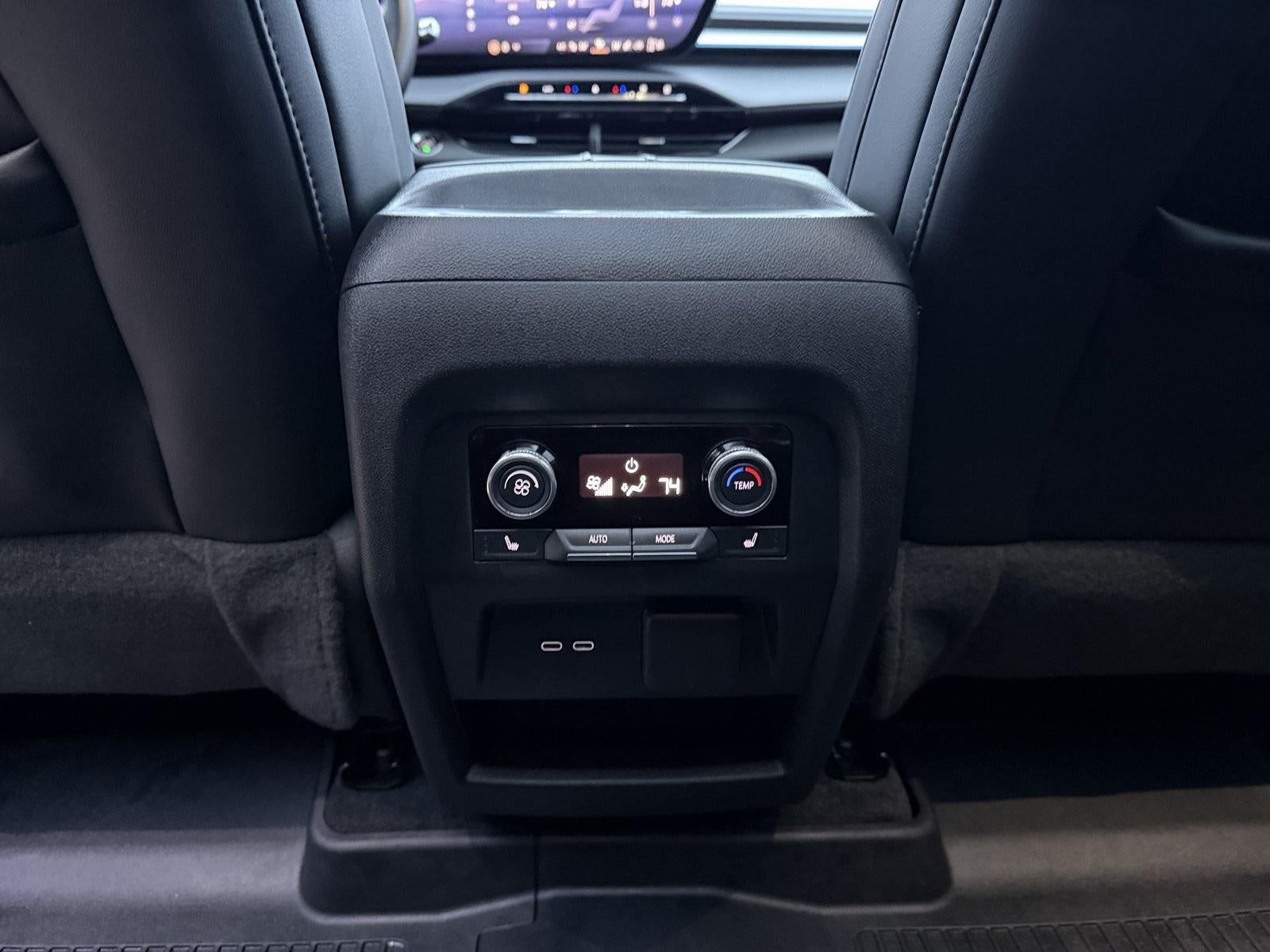 2025 Buick Enclave Avenir