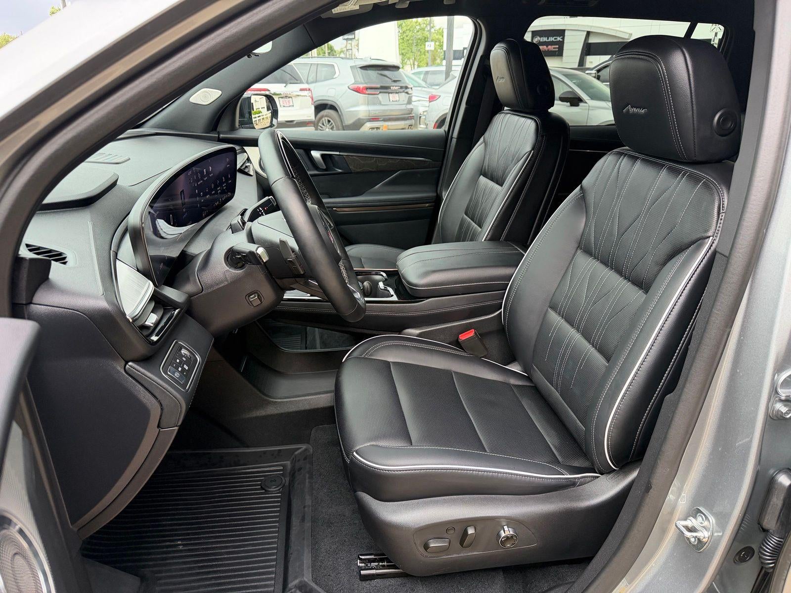 2025 Buick Enclave Avenir