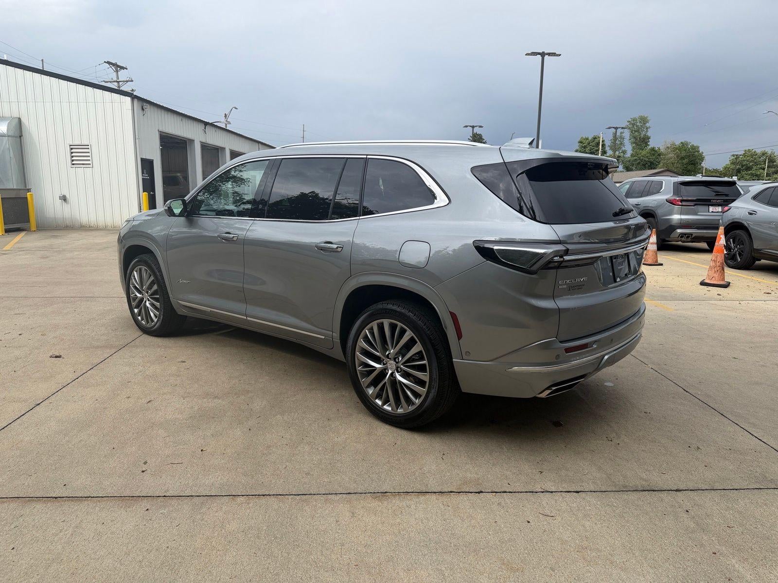 2025 Buick Enclave Avenir