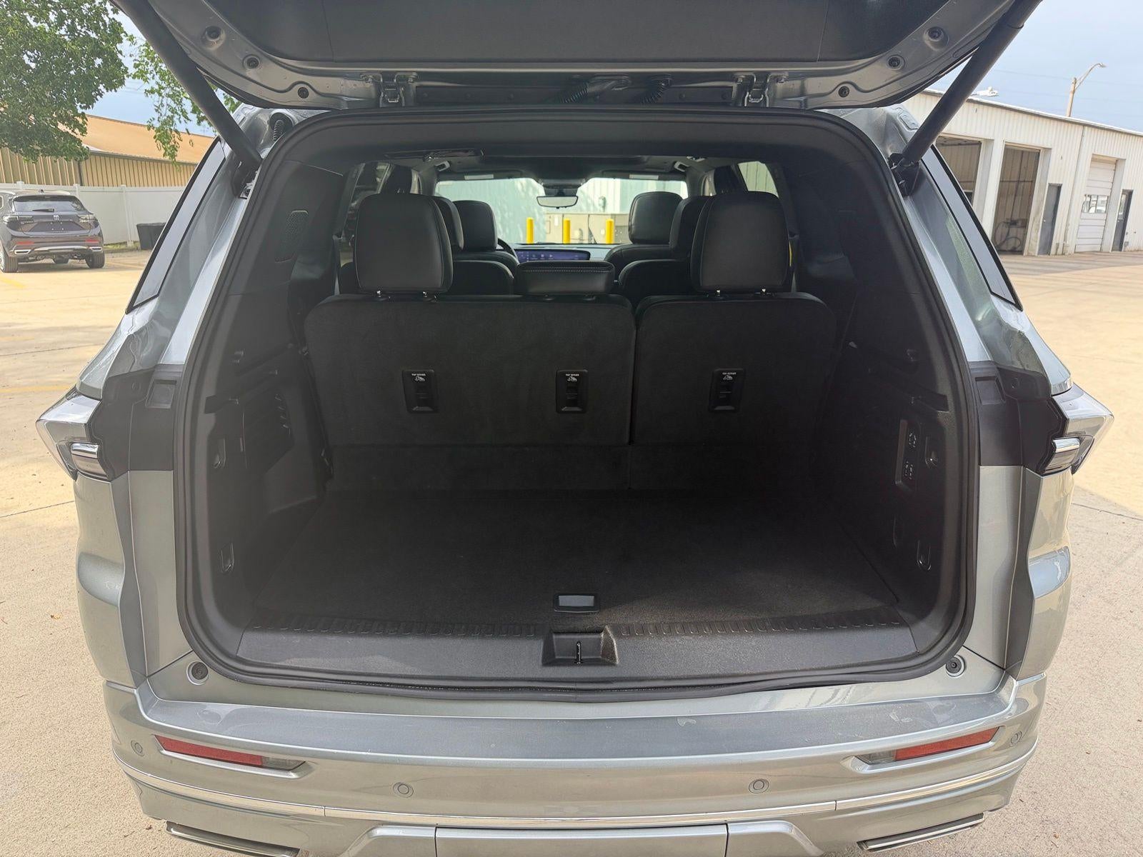 2025 Buick Enclave Avenir