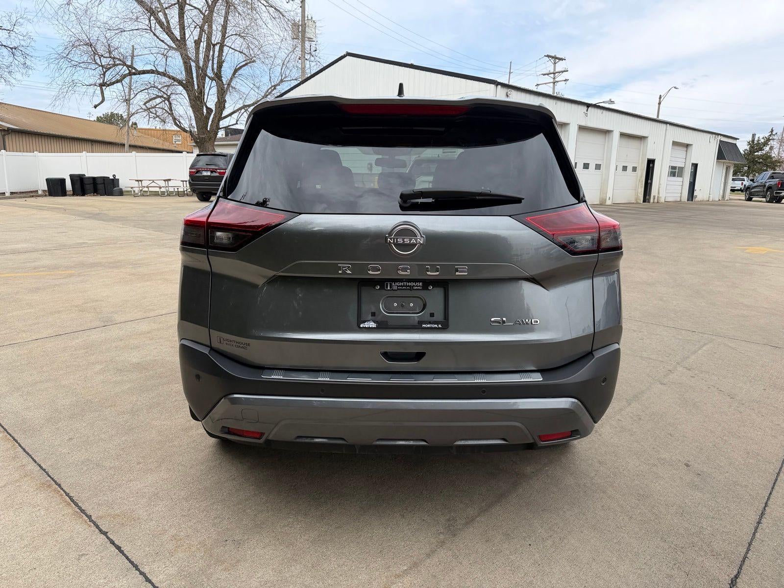 2023 Nissan Rogue SL