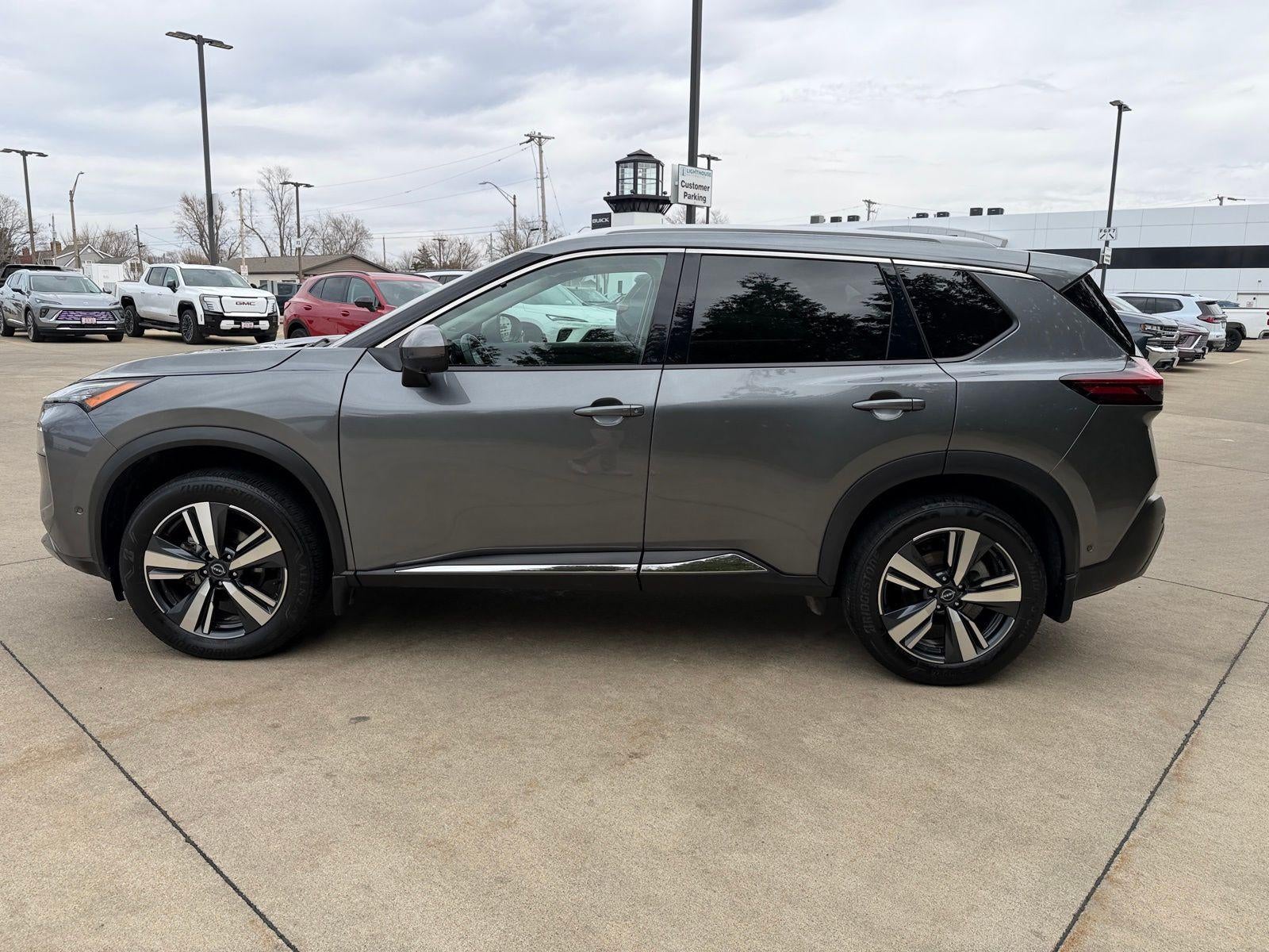 2023 Nissan Rogue SL