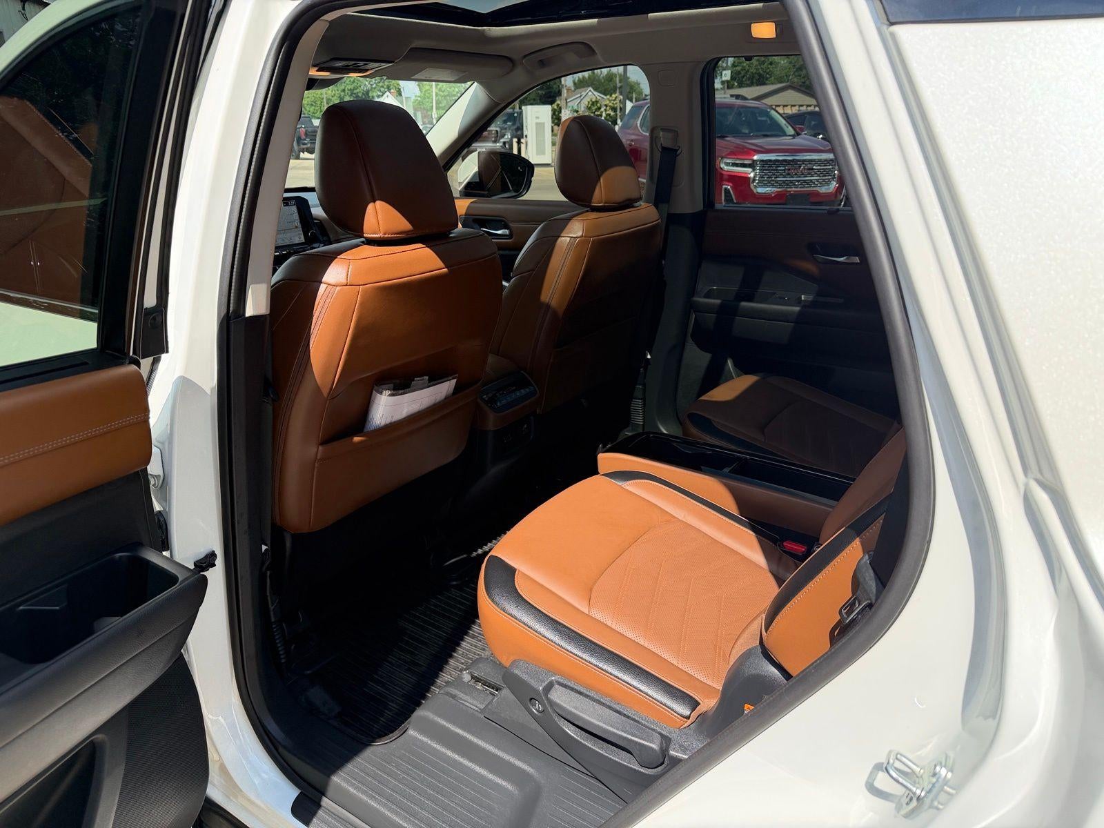 2024 Nissan Pathfinder Platinum