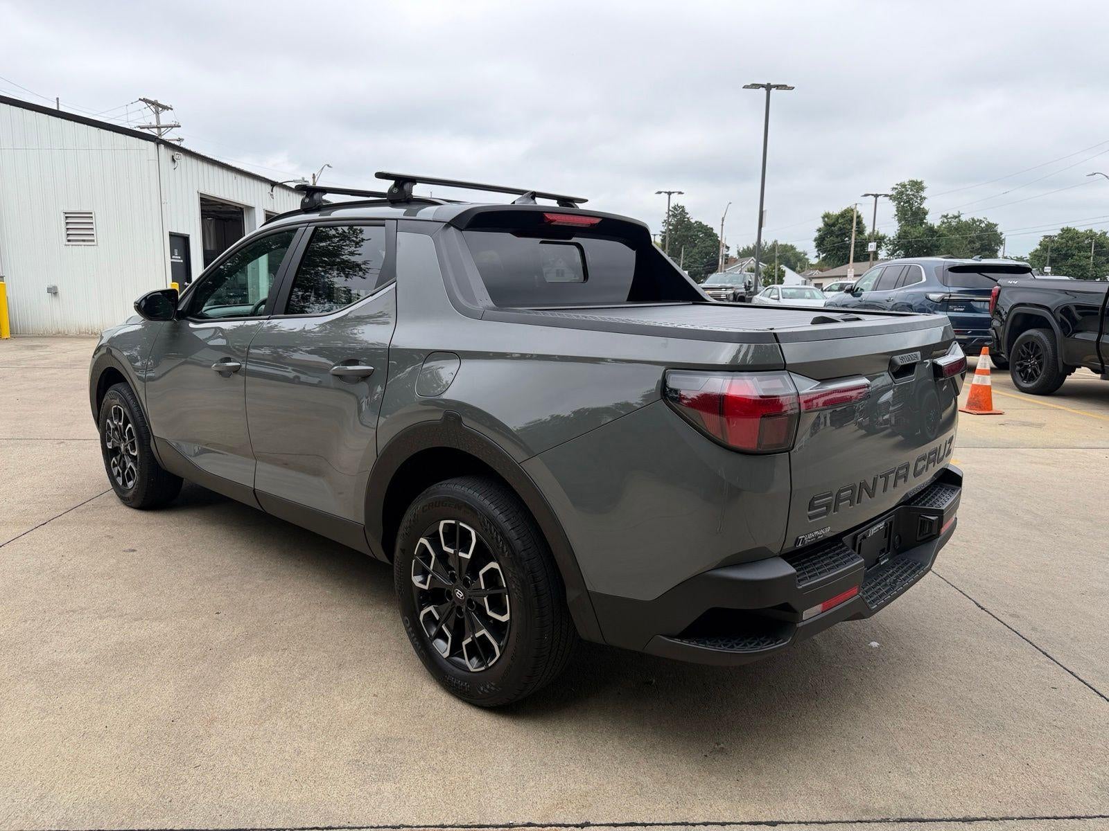 2023 Hyundai Santa Cruz SEL Premium