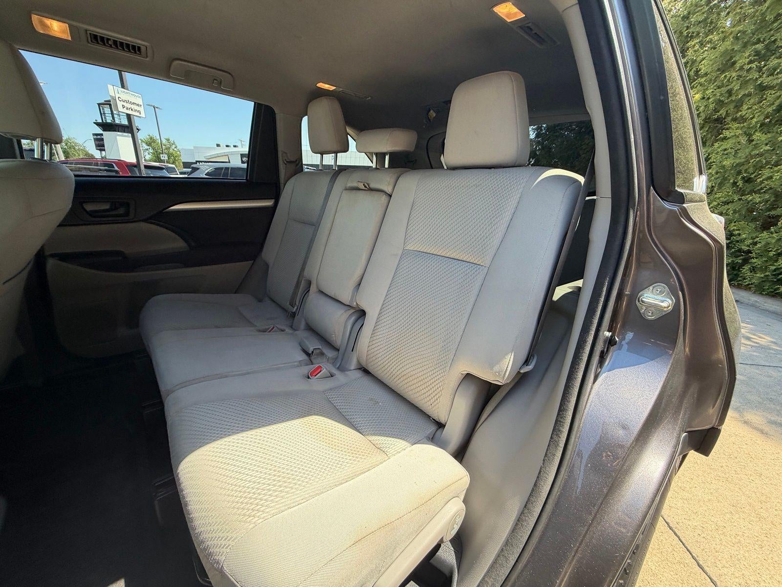 2015 Toyota Highlander LE V6