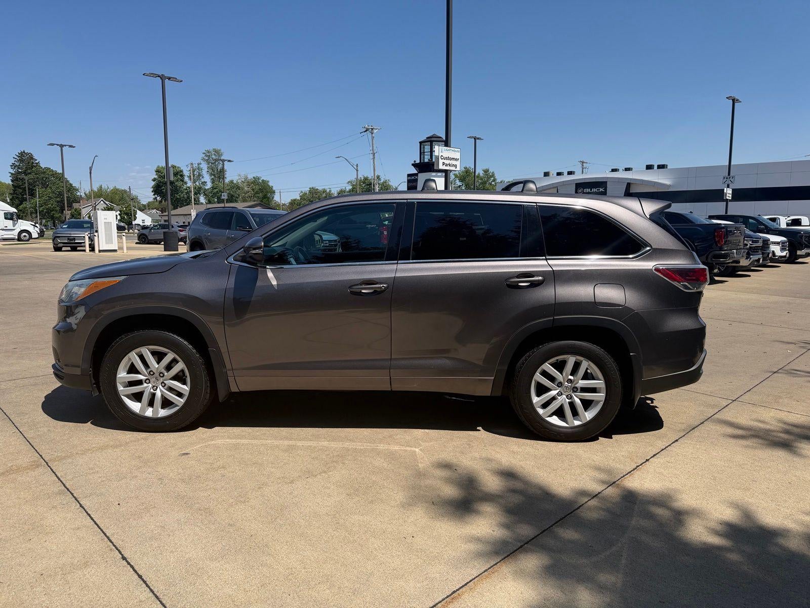 2015 Toyota Highlander LE V6