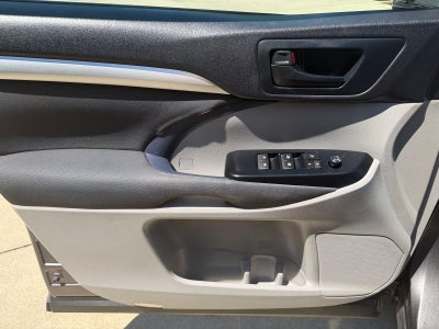2015 Toyota Highlander LE V6