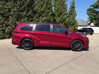 2024 Toyota Sienna XSE