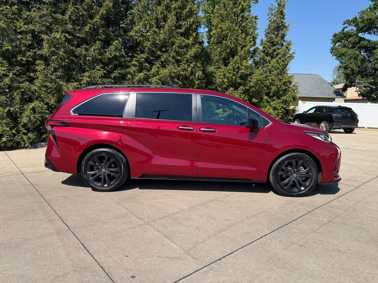 2024 Toyota Sienna XSE