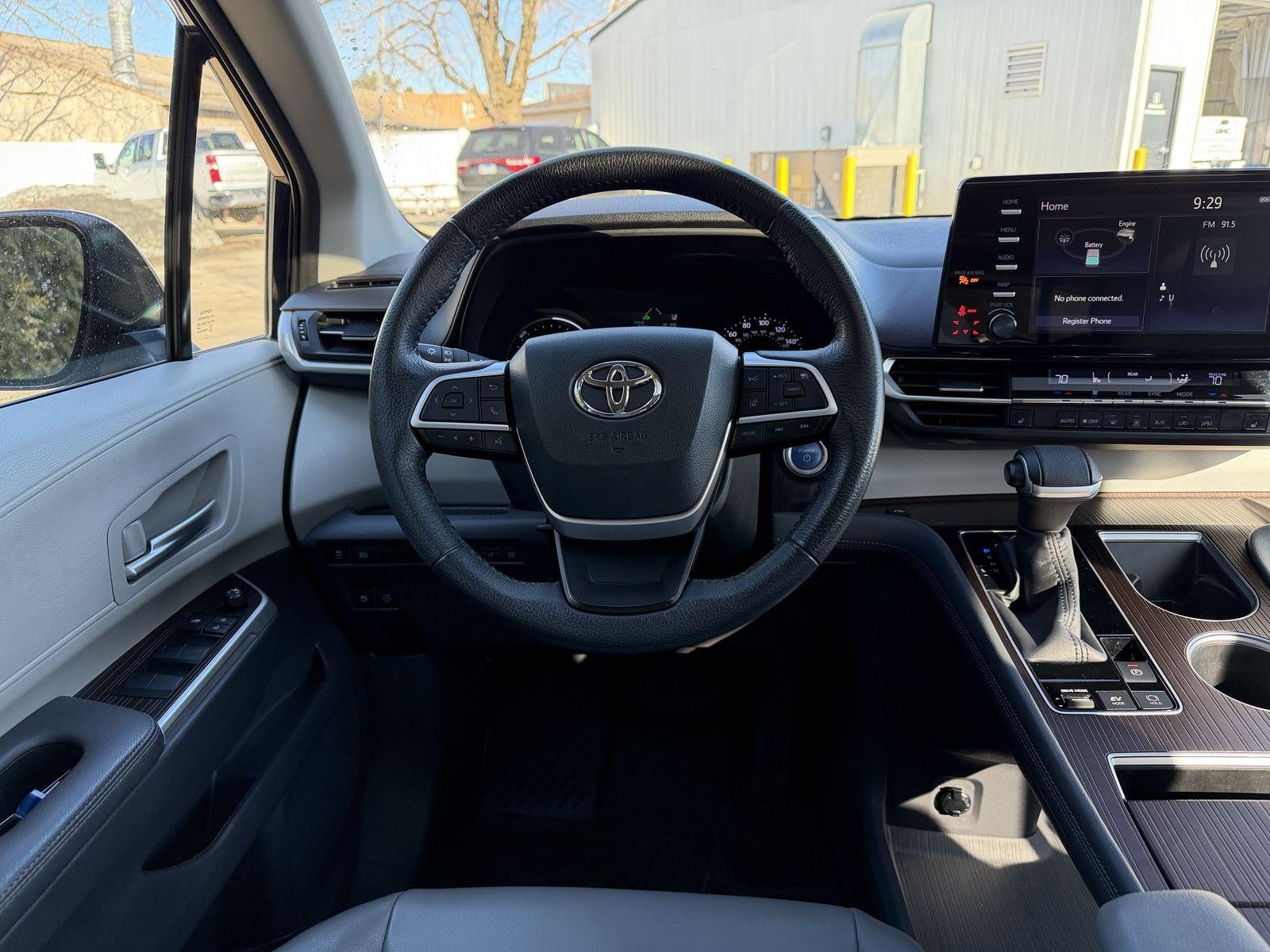 2021 Toyota Sienna XLE
