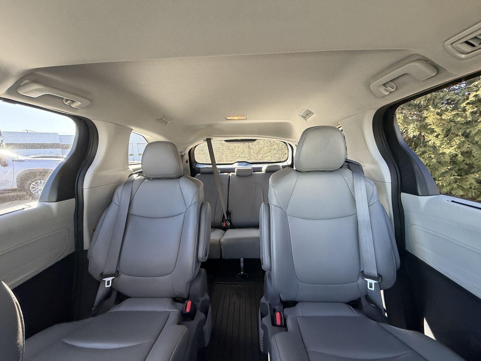 2021 Toyota Sienna XLE