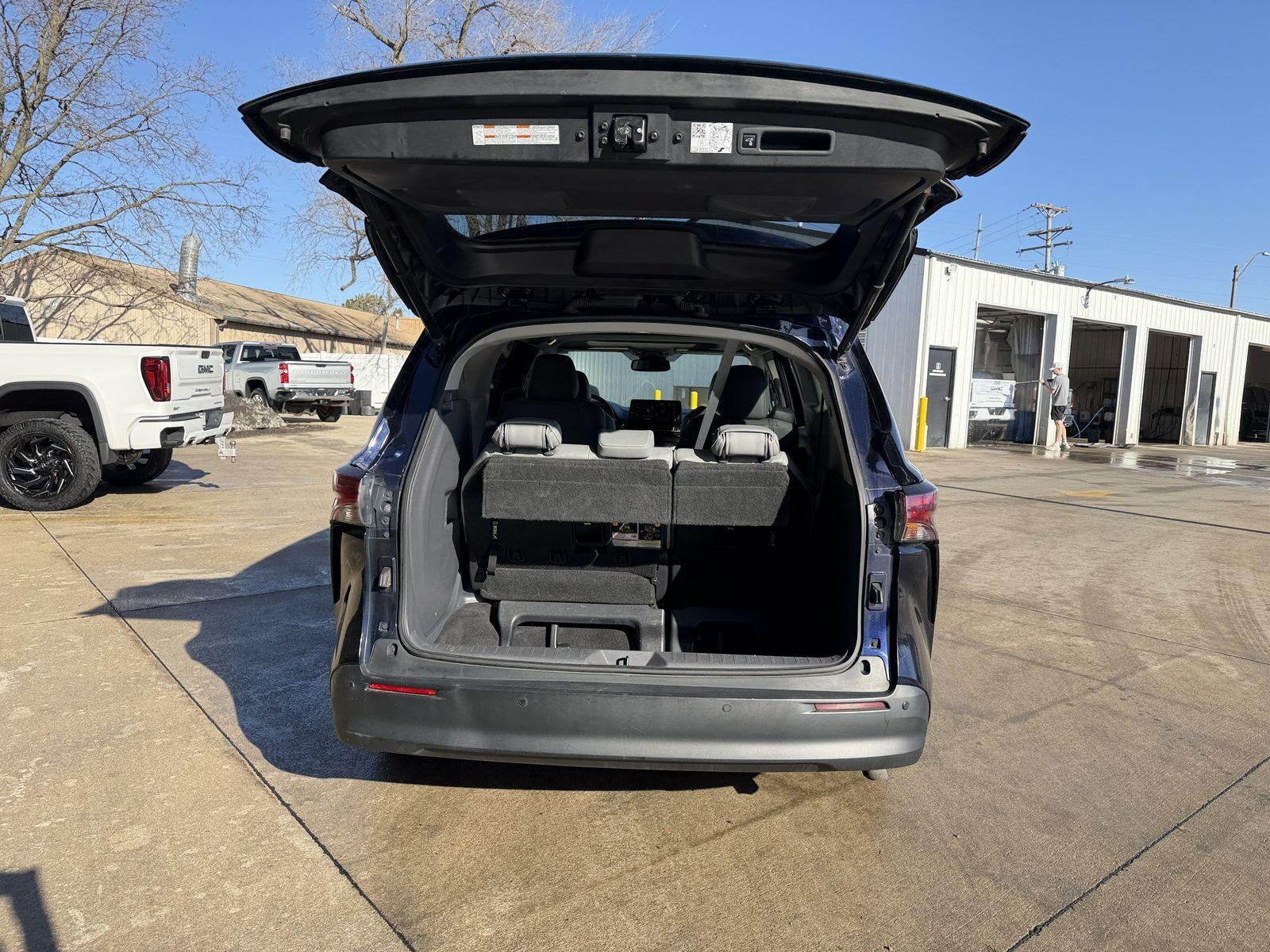 2021 Toyota Sienna XLE