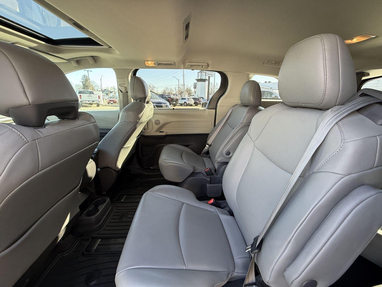 2021 Toyota Sienna XLE