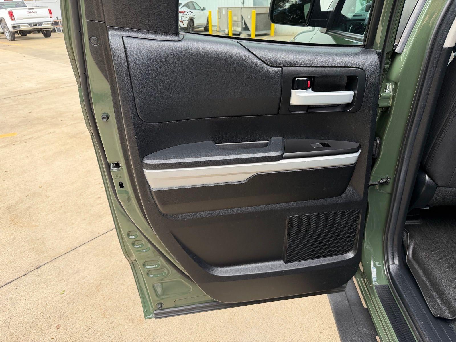 2021 Toyota Tundra 4WD SR5