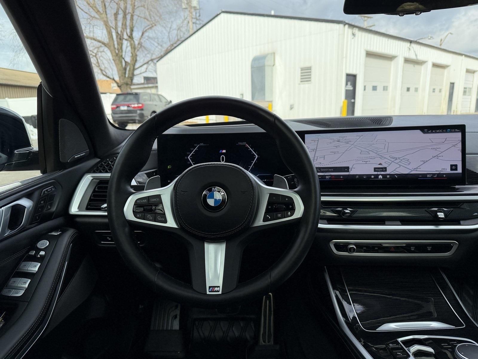 2025 BMW X7 xDrive40i