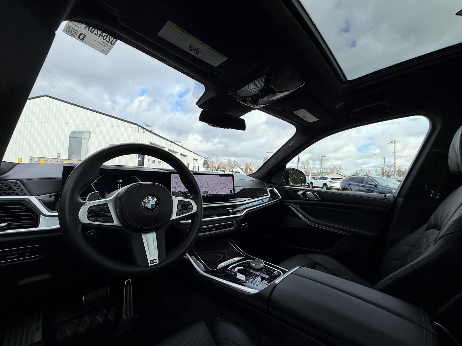 2025 BMW X7 xDrive40i