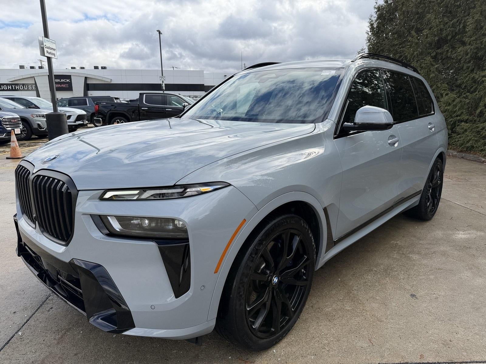 2025 BMW X7 xDrive40i