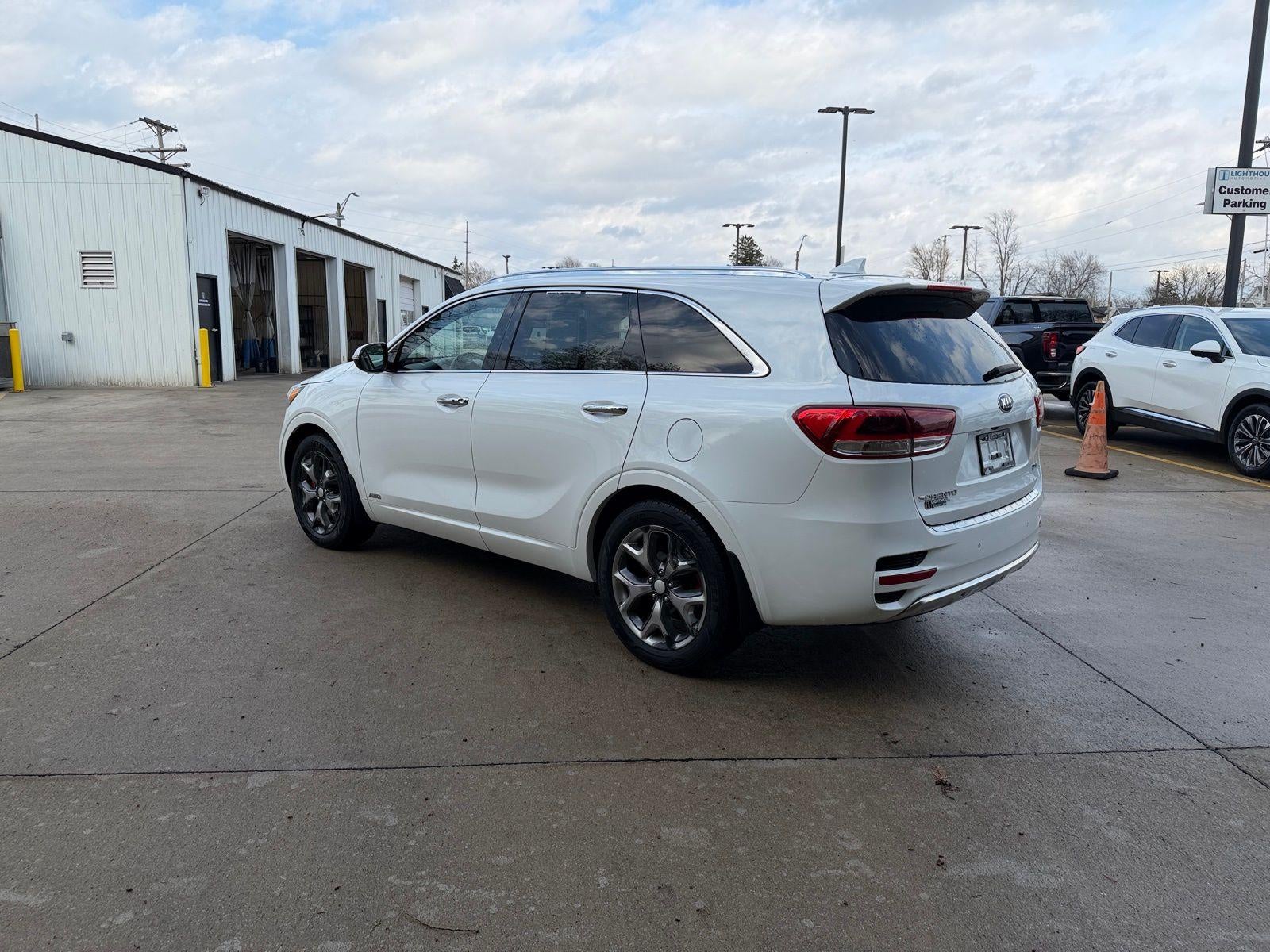2017 Kia Sorento SX