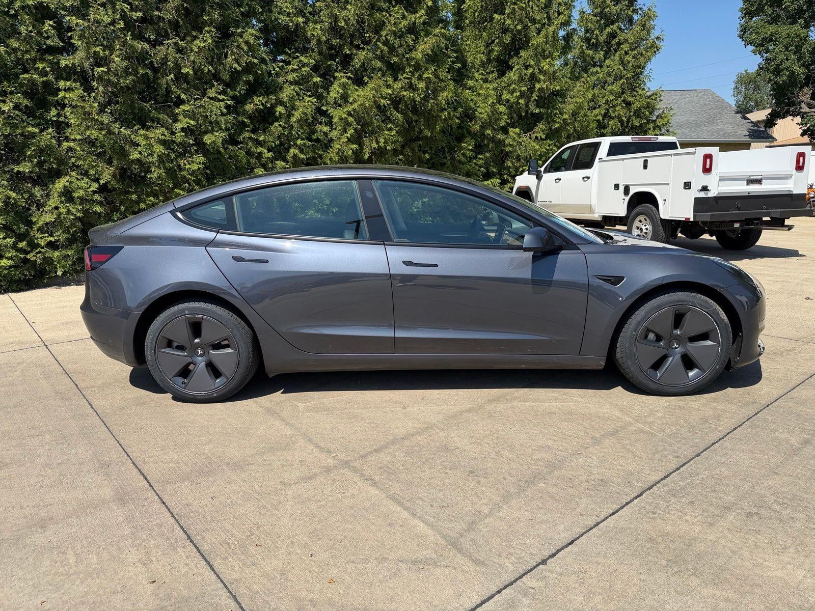 2023 Tesla Model 3 Base