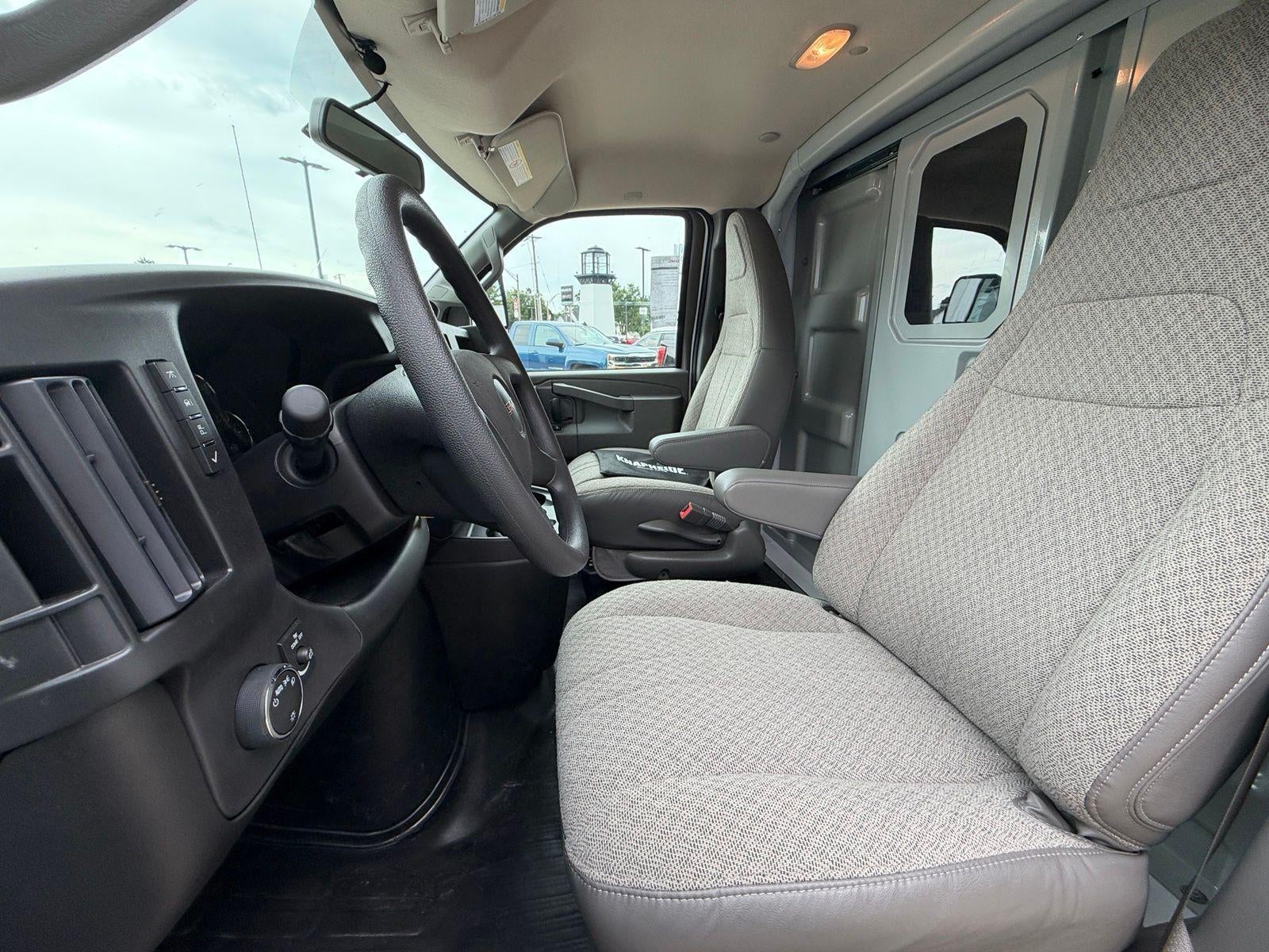 2026 GMC Savana Cutaway 3500 Base